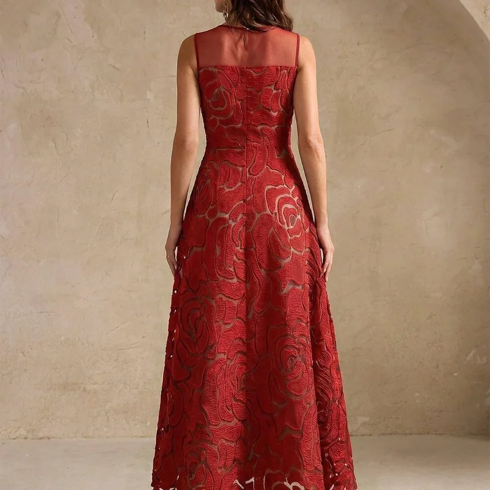 Burgundy Elegant Women's Lace Sleeveless Cut-Flower Embroidered Tulle Dress - Picture 2 of 5